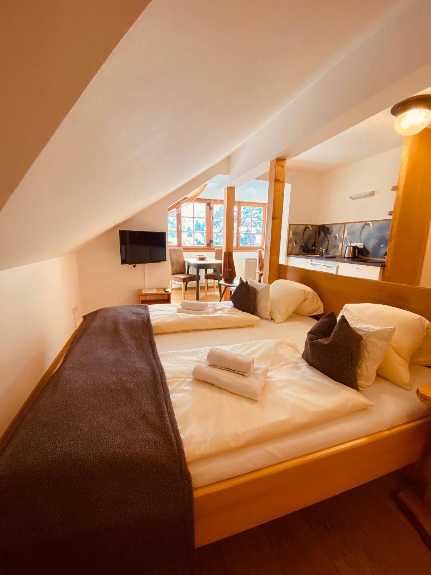 Pension Hallberg ฮัลล์สตัทท์ ภายนอก รูปภาพ