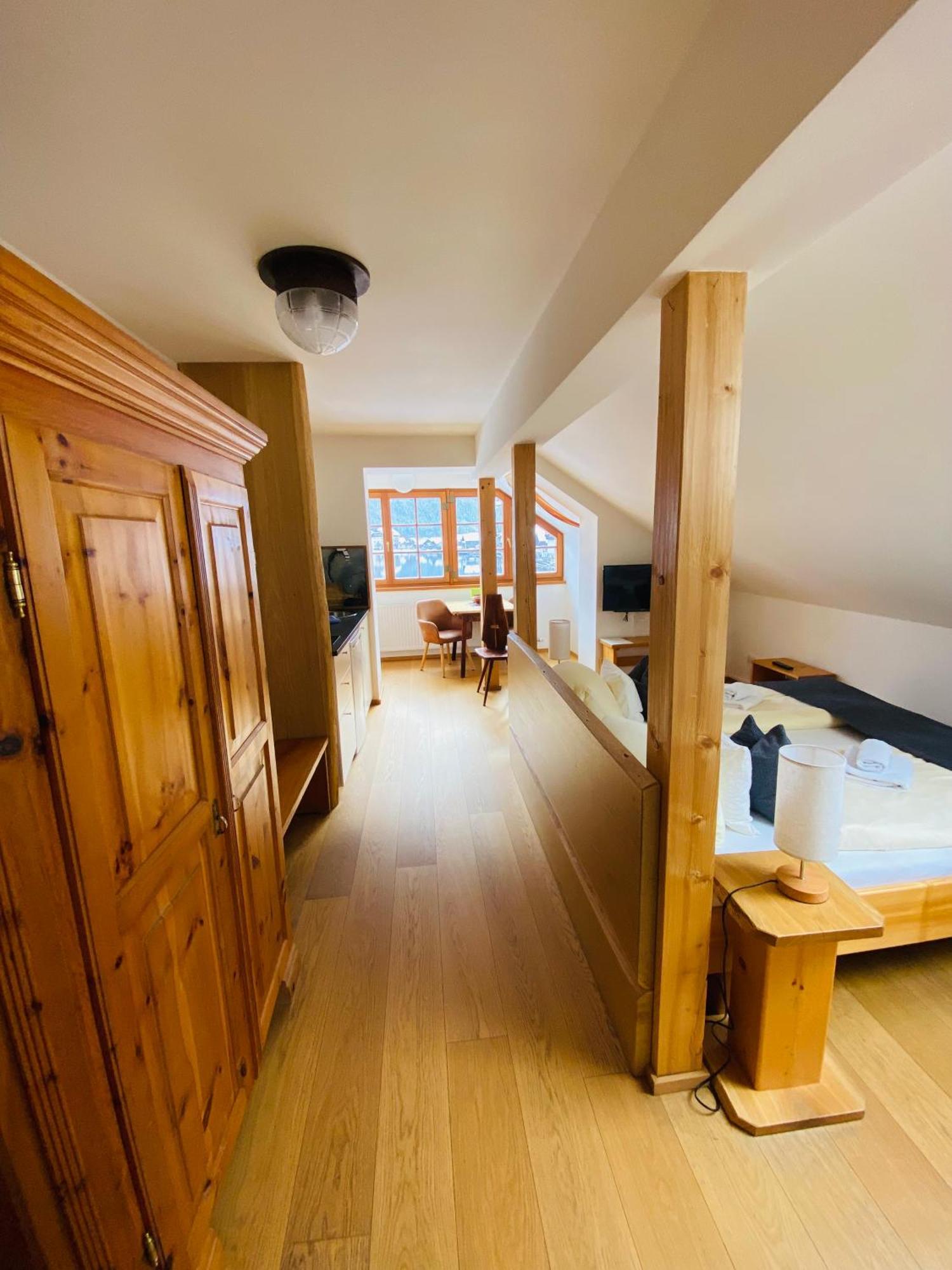Pension Hallberg ฮัลล์สตัทท์ ภายนอก รูปภาพ